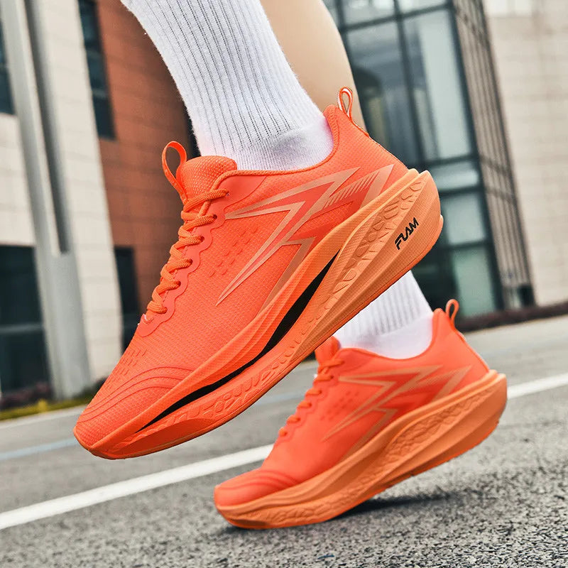 STRAVIX CarbonStrike Pro – Unleash Your Marathon Power