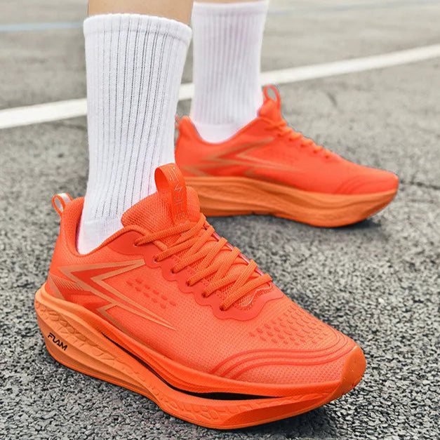 STRAVIX CarbonStrike Pro – Unleash Your Marathon Power