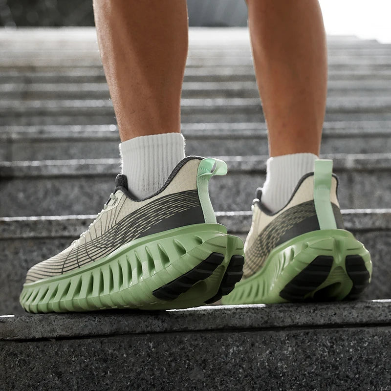 High Quality Platform Sports Shoes Men Women Mesh Chunky Sneakers Cushioning Cross Training Shoes Fashion Versatile Luxury Shoes