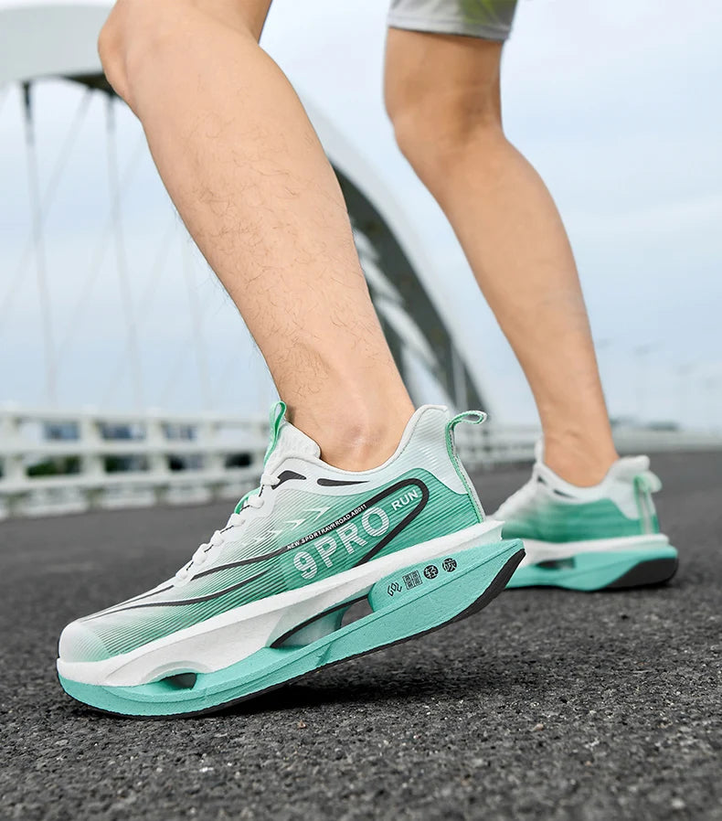 STRAVIX 9PRO Carbon – Conquer Every Mile