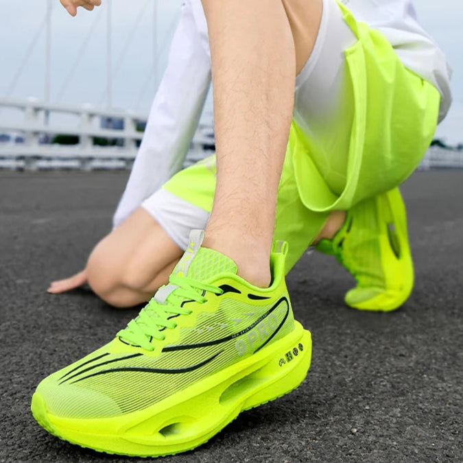 STRAVIX 9PRO Carbon – Conquer Every Mile