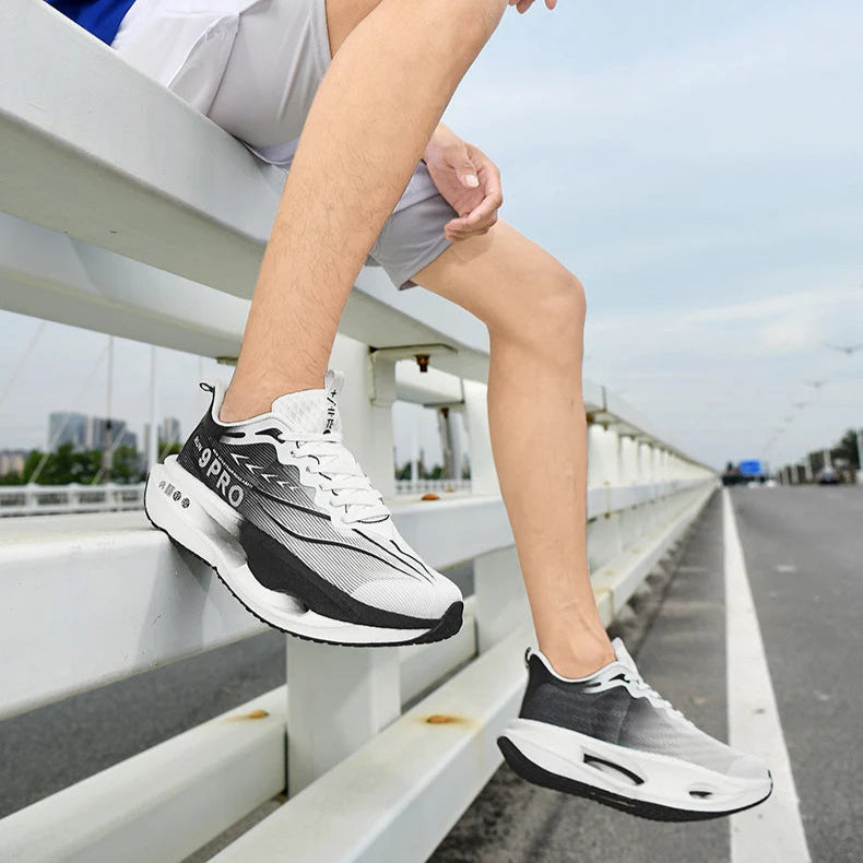 STRAVIX 9PRO Carbon – Conquer Every Mile